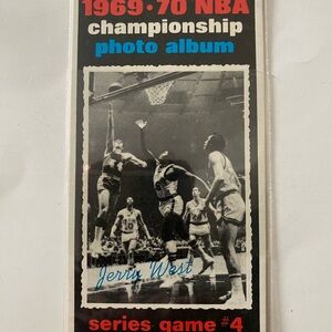 Topps Basketball Card